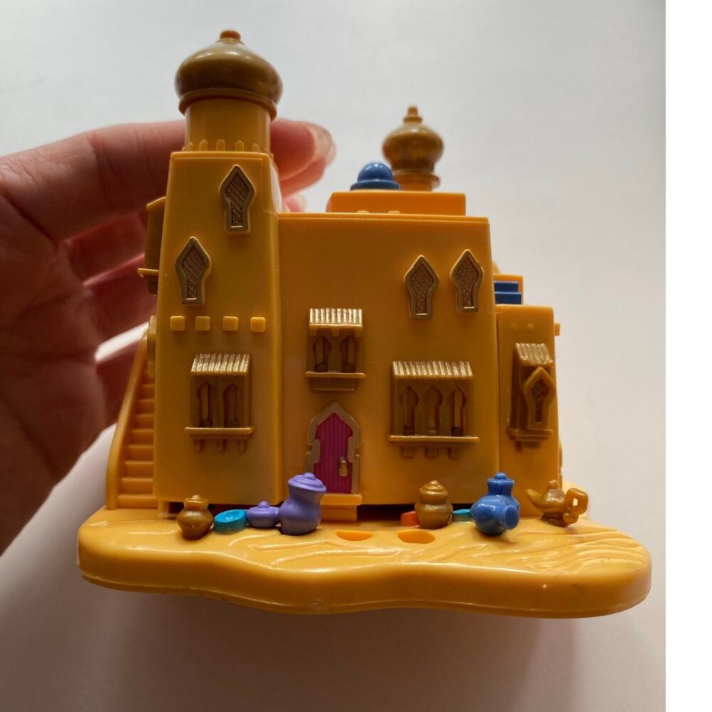 Vintage 1995 Disney Aladdin Agrabah Polly Pocket Tiny Collection Playset